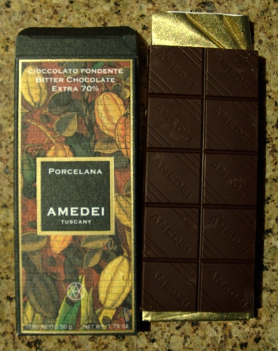 Amedei Porcelana bar out of package