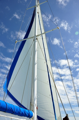 Under sail on the way out to the Great Barrier Reef