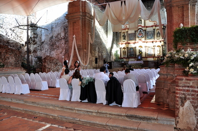 Wedding at Santo Domingo Monastery