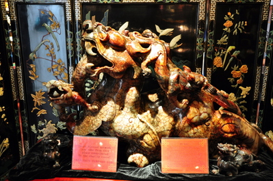 Large Jade dragon sculpture
