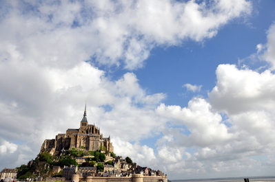 Approaching Mont Saint-Michel in the daytime
