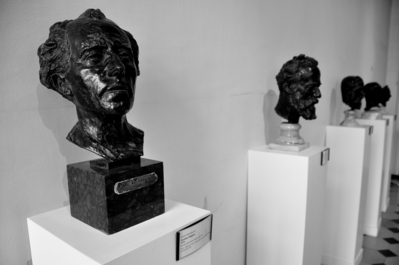 Mahler bust (and others)