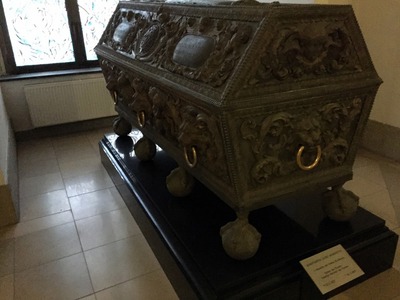 A coffin from 1674 in the crypt under the Berliner Dom