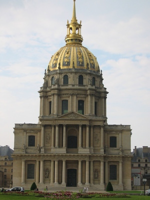 Napolean's tomb is inside this building