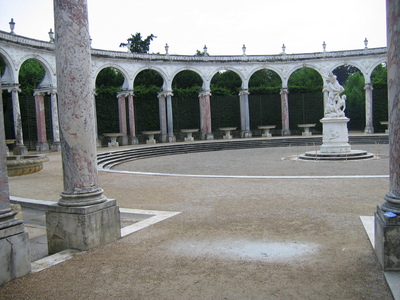 Columns in the centre of one of the garden squares