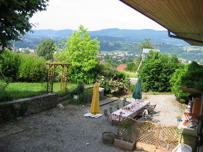 The outdoor breakfast area at our bed and breakfast