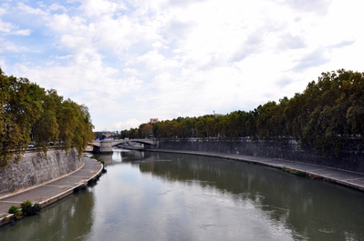 Crossing the Tiber