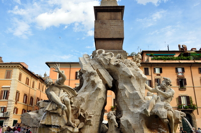Fontana dei Quattro Fiumi in Piazza Navona