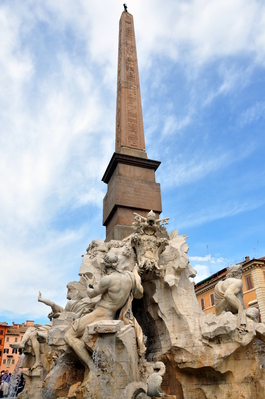 Fontana dei Quattro Fiumi in Piazza Navona