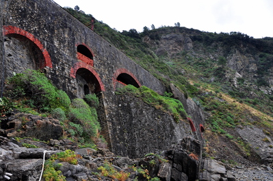 Train tunnel into town