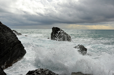 Waves crashing on the rocks