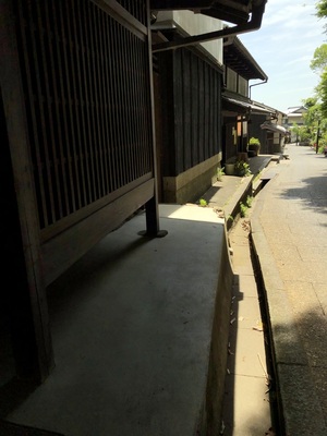 On the walk to Adashino Nenbutsu-ji